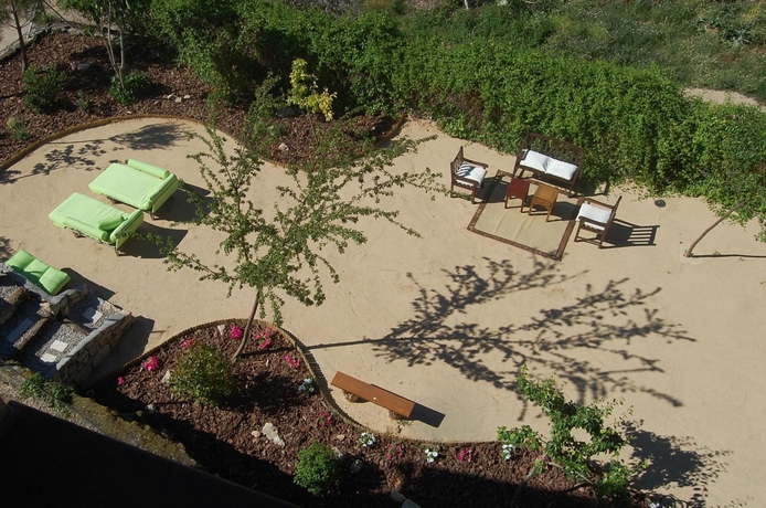 Imagen de los exteriores del Hotel Cardamomo Sigüenza. Foto 9