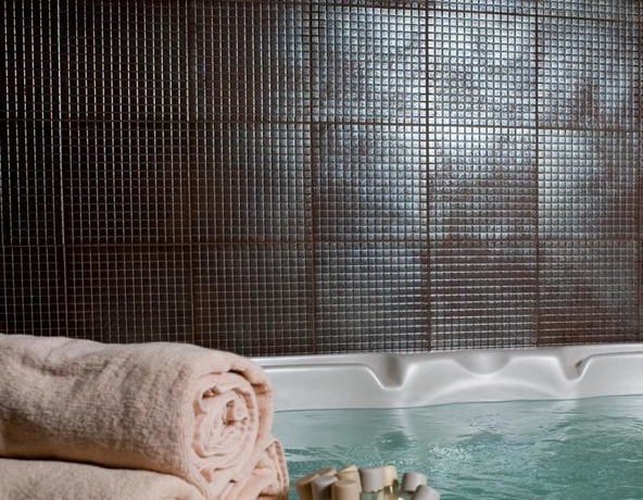 Imagen de la piscina del Hotel Cardamomo Sigüenza. Foto 15