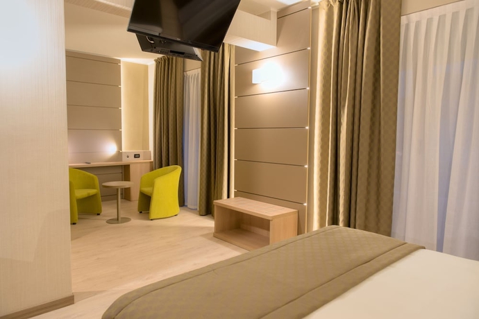 Imagen de la habitación del Hotel Cardano Malpensa. Foto 6