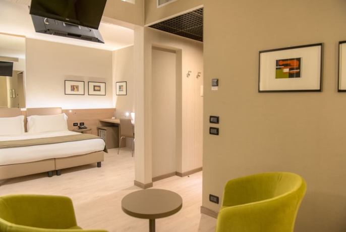 Imagen de la habitación del Hotel Cardano Malpensa. Foto 13