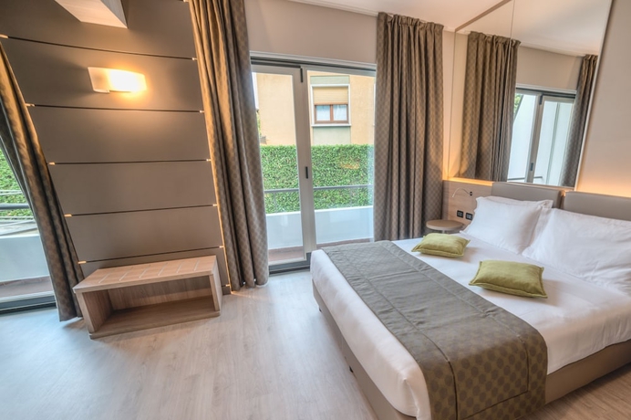 Imagen de la habitación del Hotel Cardano Malpensa. Foto 16