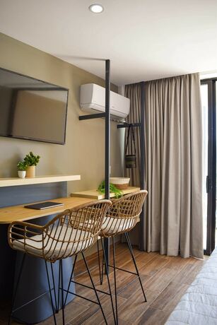 Imagen de la habitación del Hotel Cardedeu. Foto 11