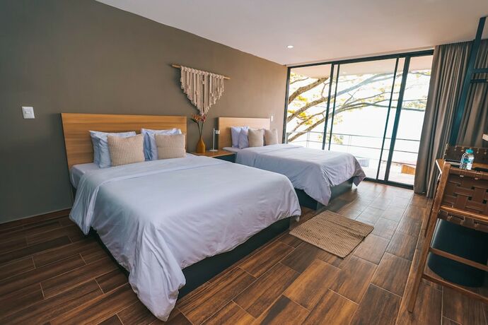 Imagen de la habitación del Hotel Cardedeu. Foto 12