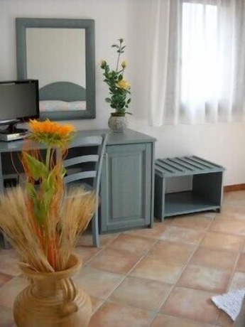 Imagen de la habitación del Hotel Cardedu. Foto 4