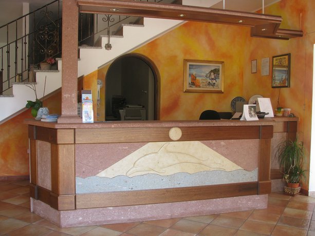 Imagen de los interiores del Hotel Cardedu. Foto 12