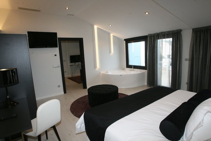 Imagen de la habitación del Hotel Cardenal. Foto 8