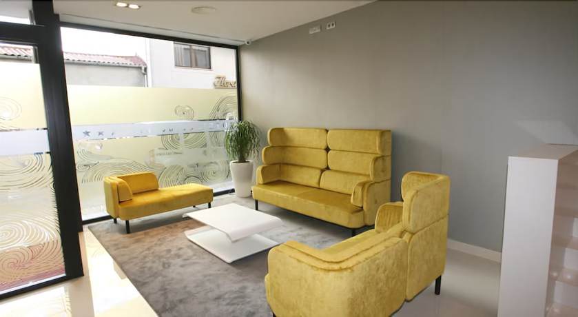 Imagen de los interiores del Hotel Cardenal. Foto 19