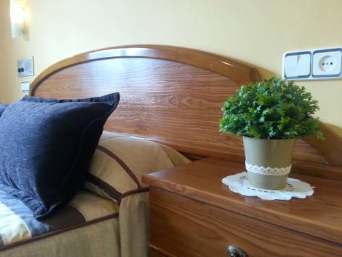 Imagen de la habitación del Hotel Cardeo. Foto 9