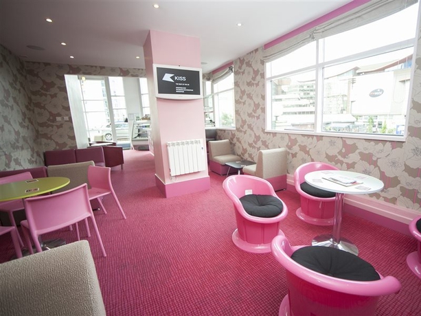 Imagen general del Hotel Cardiff Bute Terrace Hotel By Belvilla. Foto 1
