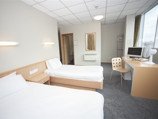 Imagen general del Hotel Cardiff City Center Hotel by Belvilla. Foto 12