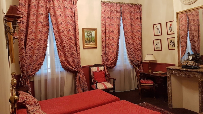 Imagen de la habitación del Hotel Cardinal, Aix en Provence. Foto 7