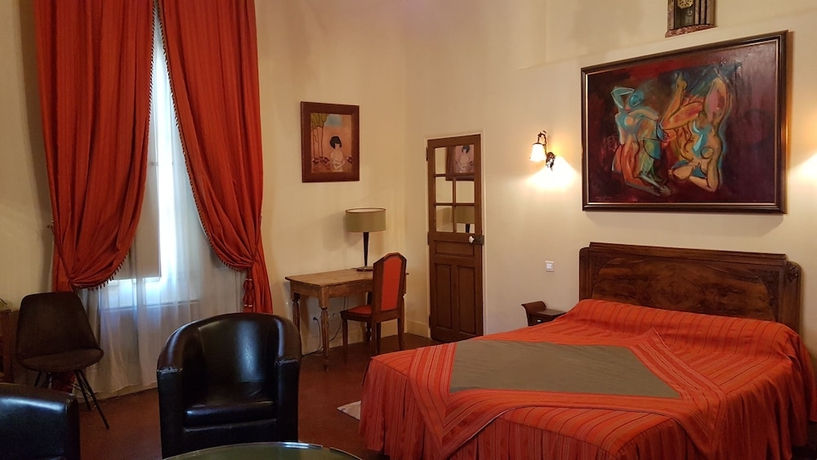 Imagen de la habitación del Hotel Cardinal, Aix en Provence. Foto 15