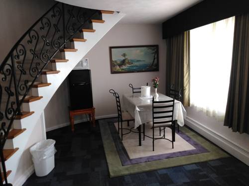 Imagen de la habitación del Hotel Cardinal Inn. Foto 16