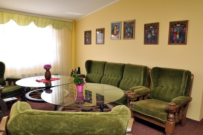 Imagen de los interiores del Hotel Cardinal, Satu mare. Foto 19