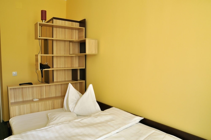 Imagen de la habitación del Hotel Cardinal, Satu mare. Foto 12