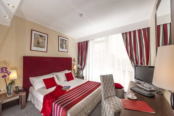 Imagen de la habitación del Hotel Cardinal St Peter. Foto 8