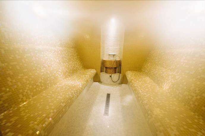 Imagen de la piscina del Hotel Cardinal, Vințu de Jos. Foto 18