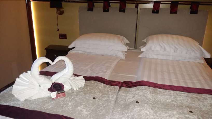 Imagen de la habitación del Hotel Cardinal, Vințu de Jos. Foto 10