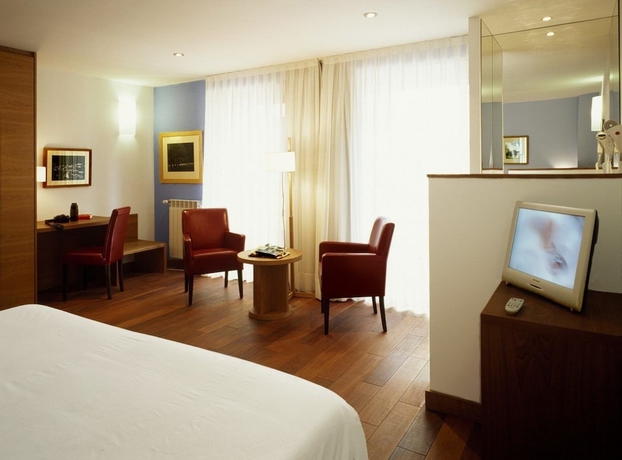 Imagen de la habitación del Hotel Cardós. Foto 13