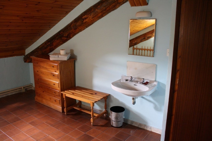 Imagen de la habitación del Hotel Cardós. Foto 16