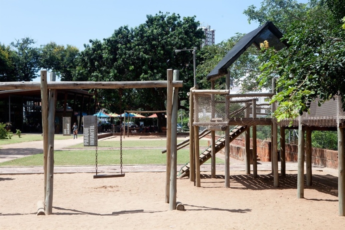 Imagen de los exteriores del Hotel Cardoso. Foto 9