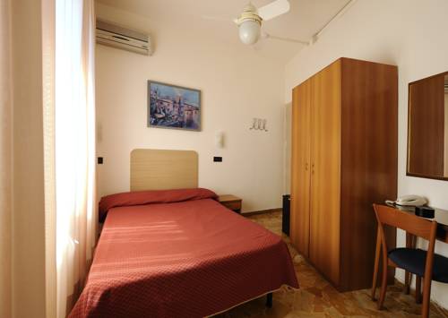 Imagen de la habitación del Hotel Careggi. Foto 13