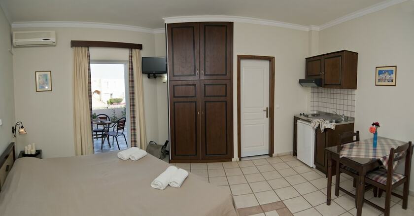 Imagen de la habitación del Hotel Caretta Beach. Foto 13