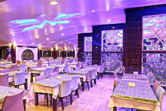Imagen general del Hotel Caretta Beach Hotel. Foto 4