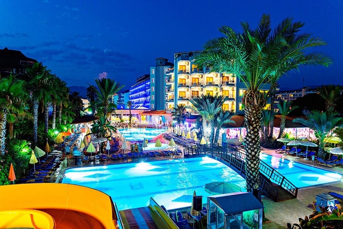 Imagen general del Hotel Caretta Beach Hotel. Foto 10