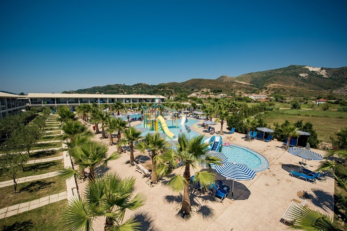 Imagen de la piscina del Hotel Caretta Island - All Inclusive. Foto 18