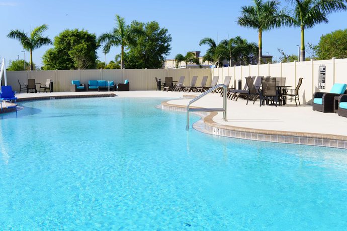 Imagen de la piscina del Hotel Caretta Landing Sarasota, an Ascend Collection. Foto 18