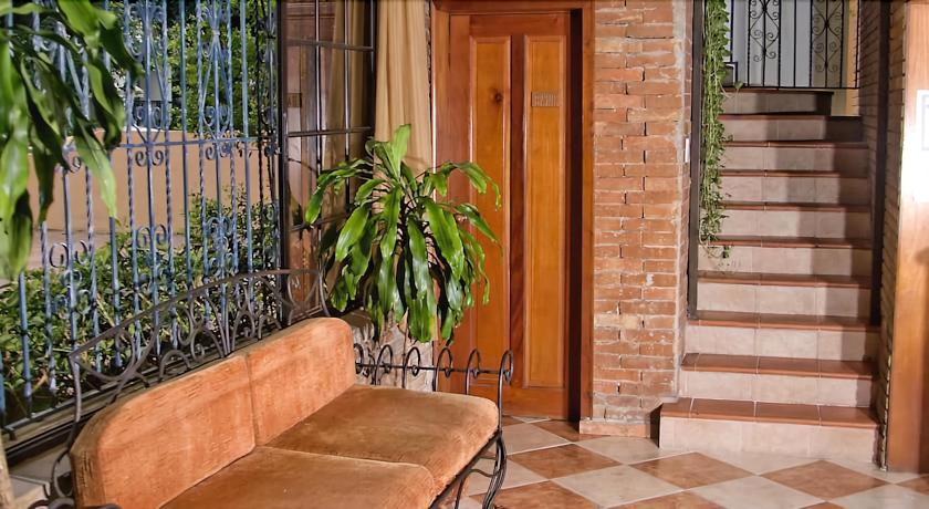Imagen de los interiores del Hotel Carey House. Foto 16