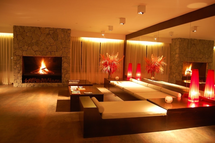 Imagen de los interiores del Hotel Careyes Aparts and Spa. Foto 17