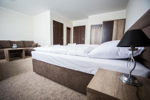 Imagen de la habitación del Hotel Cargo. Foto 9