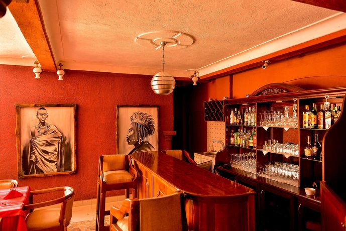 Imagen del bar/restaurante del Hotel Cari. Foto 3