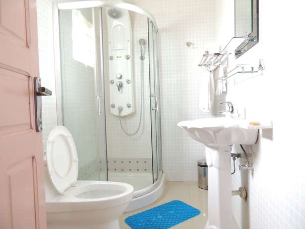 Imagen de la habitación del Hotel Cari. Foto 11