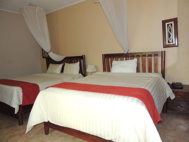 Imagen de la habitación del Hotel Cari. Foto 12