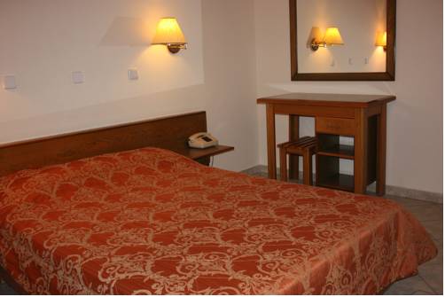 Imagen de la habitación del Hotel Cariatis. Foto 6