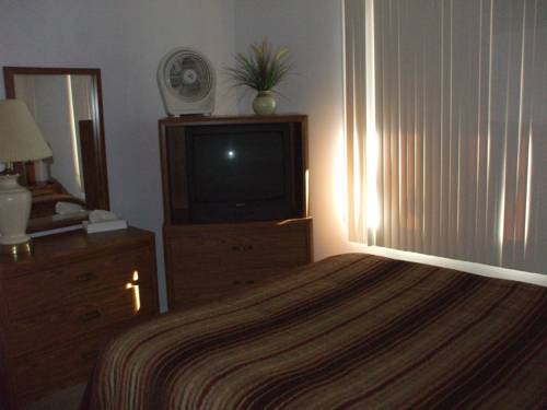 Imagen de la habitación del Hotel Caribbean Club Resort. Foto 10
