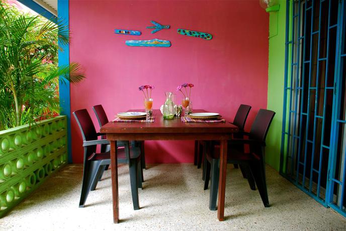 Imagen de los interiores del Hotel Caribbean Flower Apartments. Foto 8