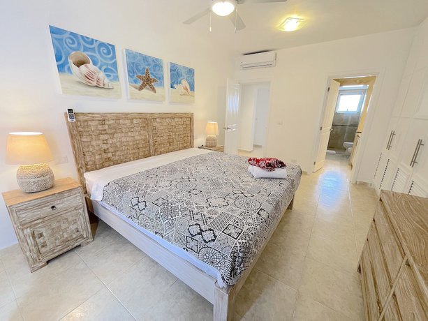 Imagen de la habitación del Hotel Caribbean Galaxy hotel BEACH WIFI SPA. Foto 19