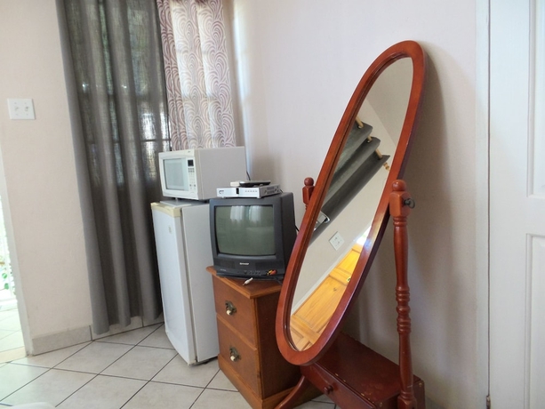 Imagen de la habitación del Hotel Caribbean Inn and Suites. Foto 5