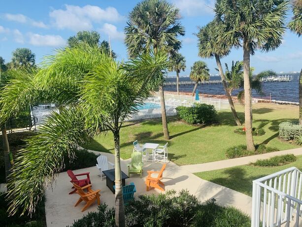 Imagen general del Hotel Caribbean Shores Waterfront Resort. Foto 1