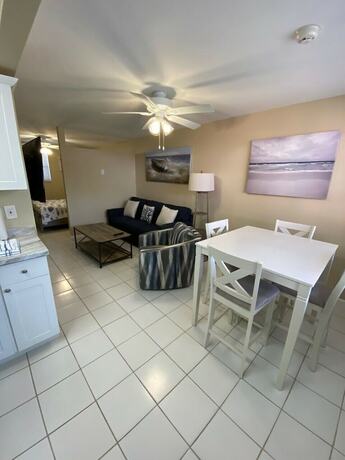 Imagen de la habitación del Hotel Caribbean Shores Waterfront Resort. Foto 16