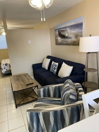 Imagen de la habitación del Hotel Caribbean Shores Waterfront Resort. Foto 18