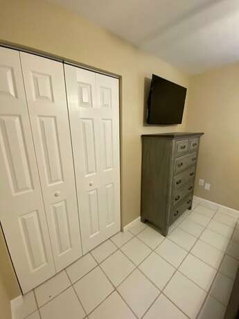 Imagen de la habitación del Hotel Caribbean Shores Waterfront Resort. Foto 19