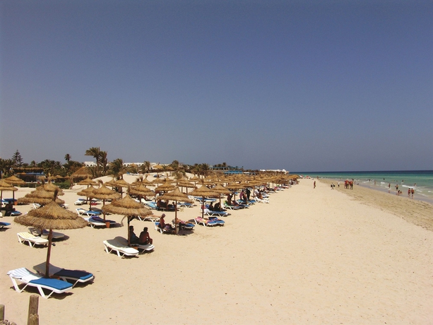 Imagen de los exteriores del Hotel Caribbean World Thalasso Djerba. Foto 9