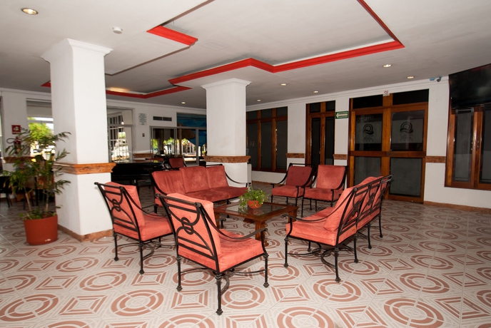 Imagen de los interiores del Hotel Caribe Internacional. Foto 12