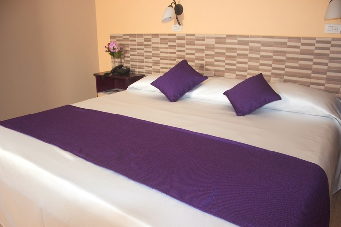 Imagen de la habitación del Hotel Caribe, PANAMA. Foto 13