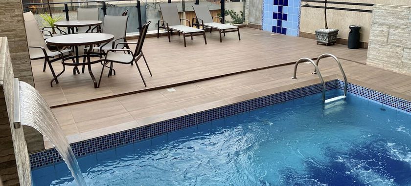 Imagen de la piscina del Hotel Caribe, Porto Velho. Foto 19